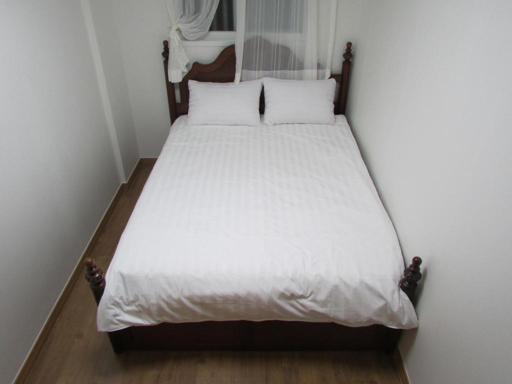 Yeon Guesthouse Seoul Værelse billede