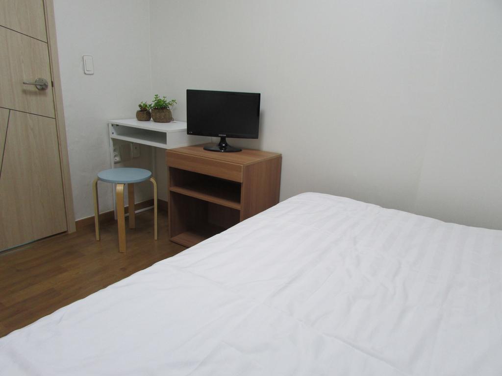 Yeon Guesthouse Seoul Værelse billede