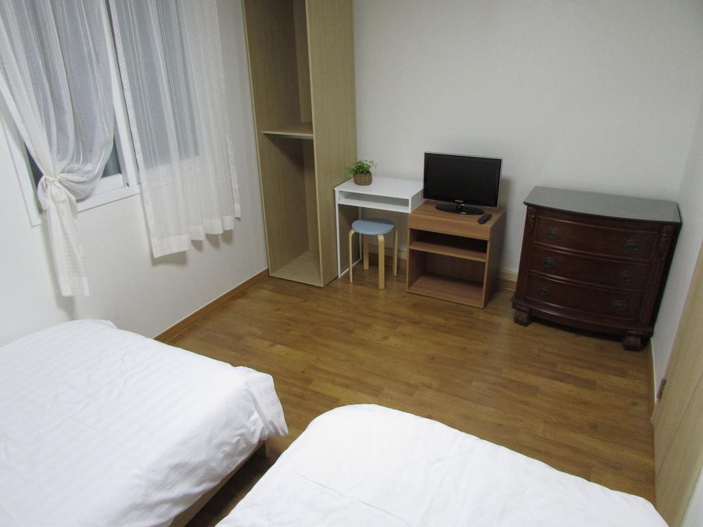 Yeon Guesthouse Seoul Værelse billede